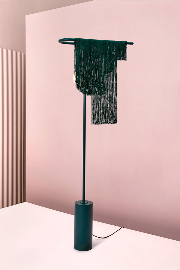 F0 — Floor Lamp